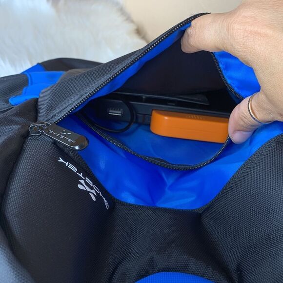 Ghostek NRGBAG Backpack Laptop, Cell Phone, & Mobile Devices Water Resistant - Picture 10 of 16